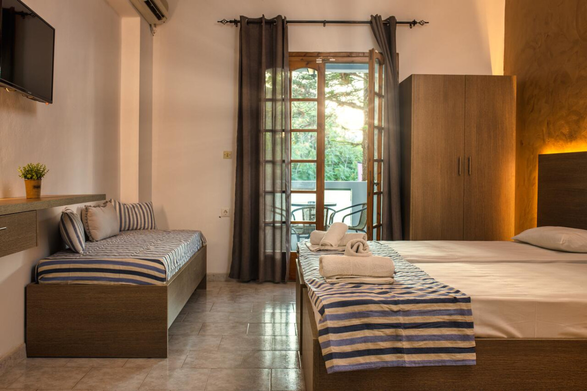 Amarylis Studios and Apartments