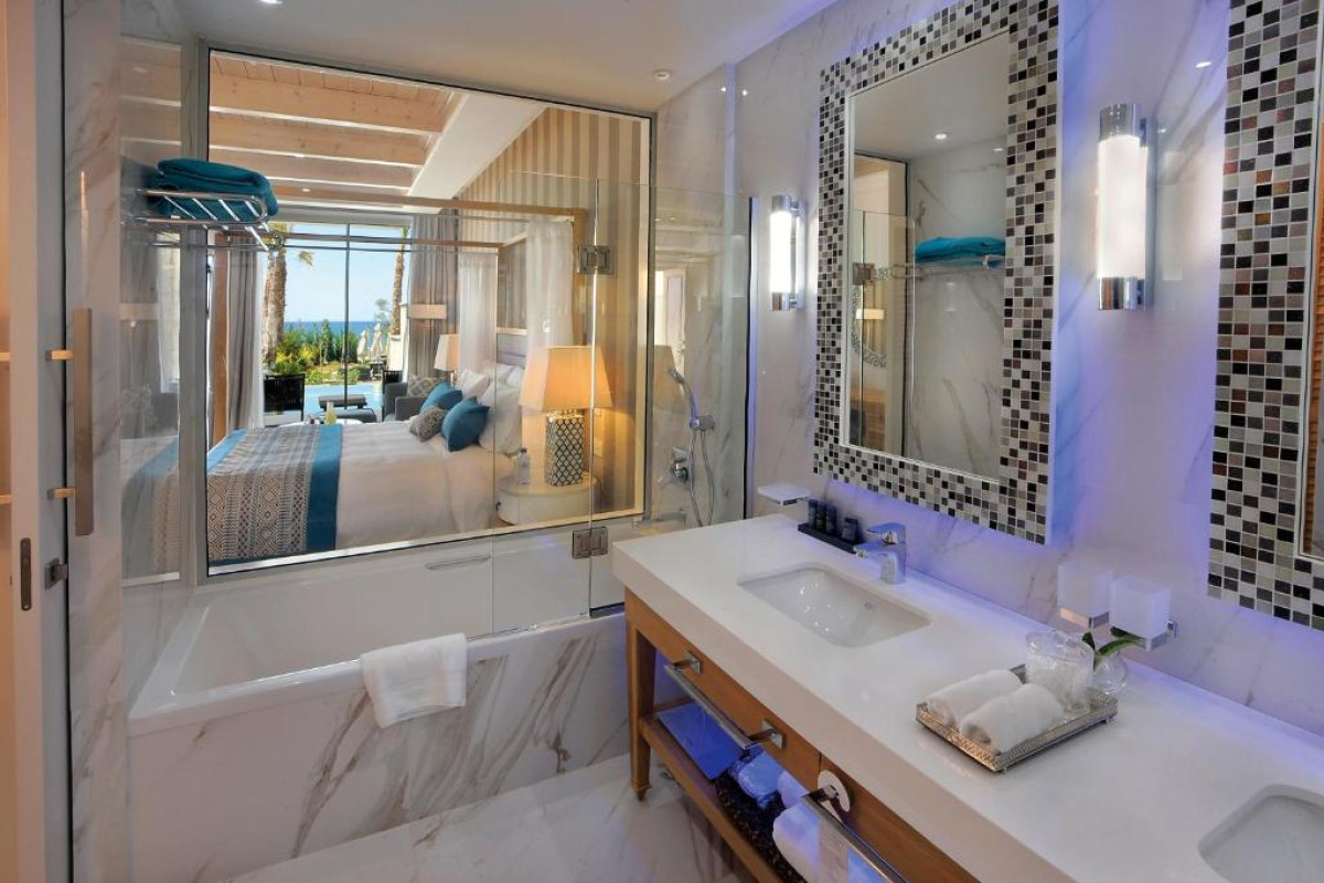 AMAVI HOTEL-Adults Only