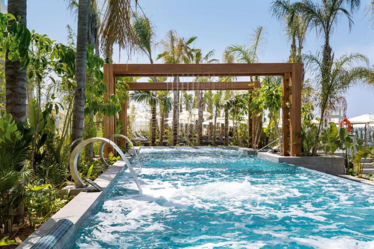 AMAVI HOTEL-Adults Only