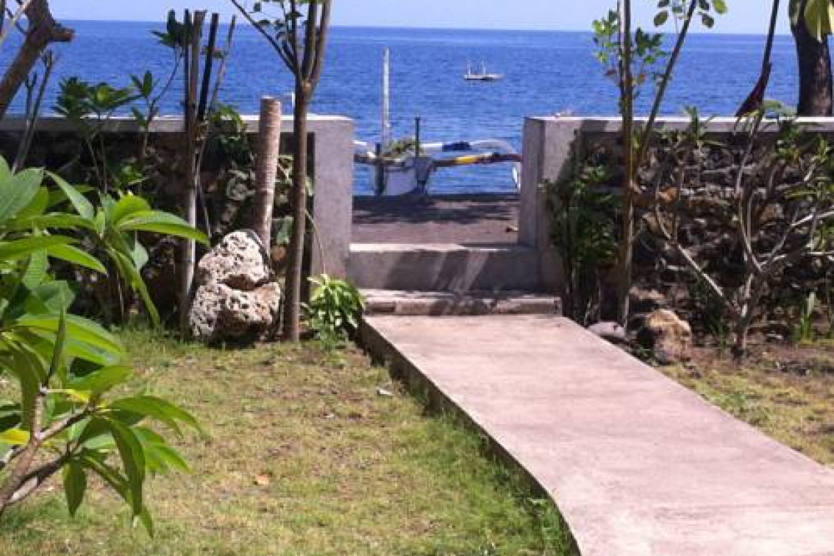 Amed Sari Beach Guesthouse