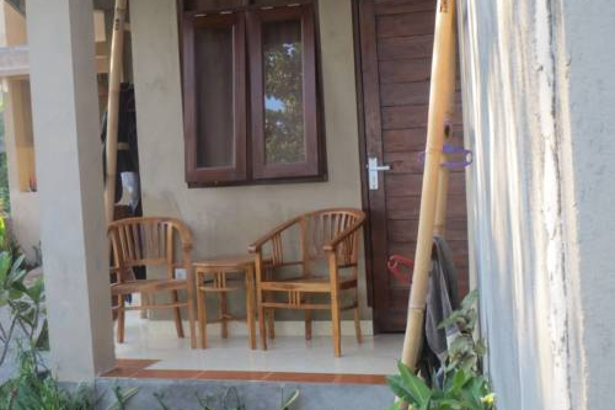 Amed Sari Beach Guesthouse