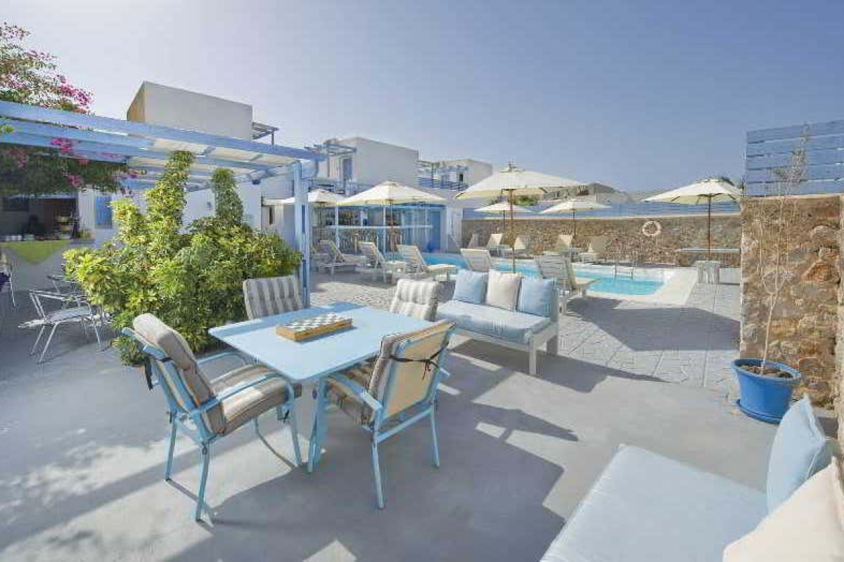 Amelie Santorini Hotel