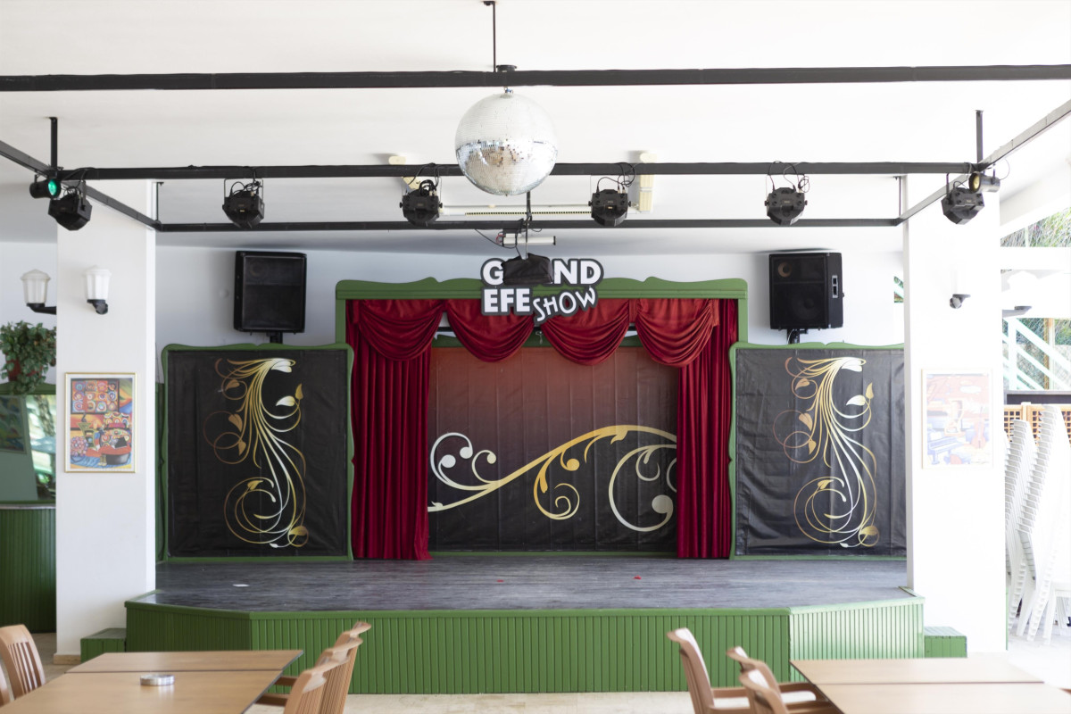 HOTEL GRAND EFE