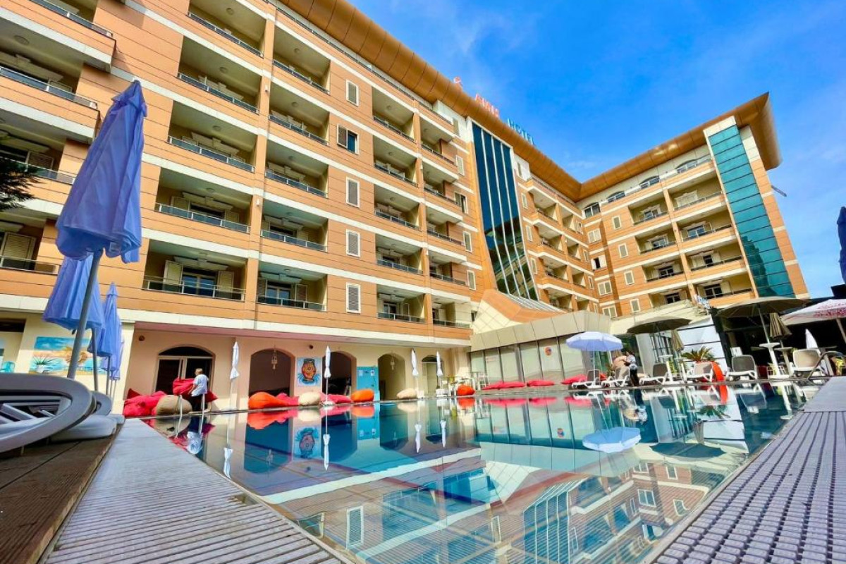 Hotel AMH Durres