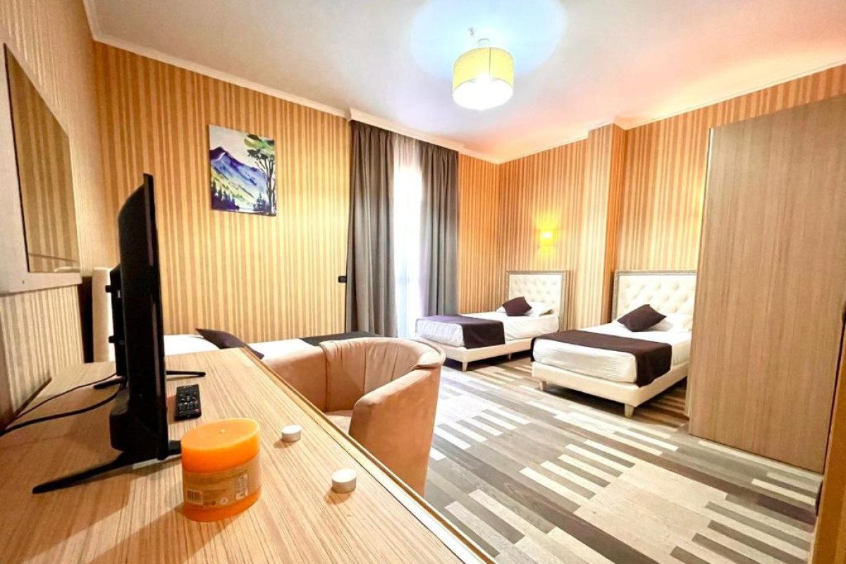 Hotel AMH Durres