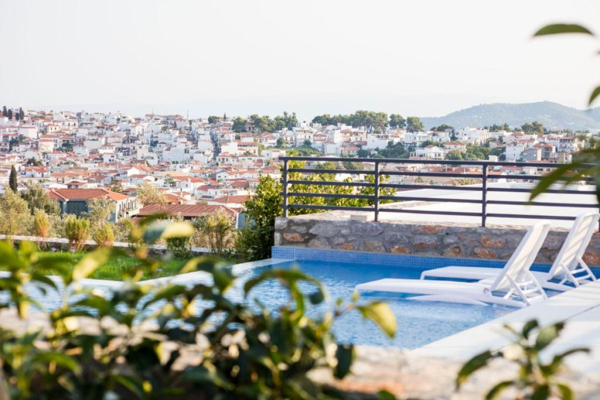 Amira Suites Skiathos