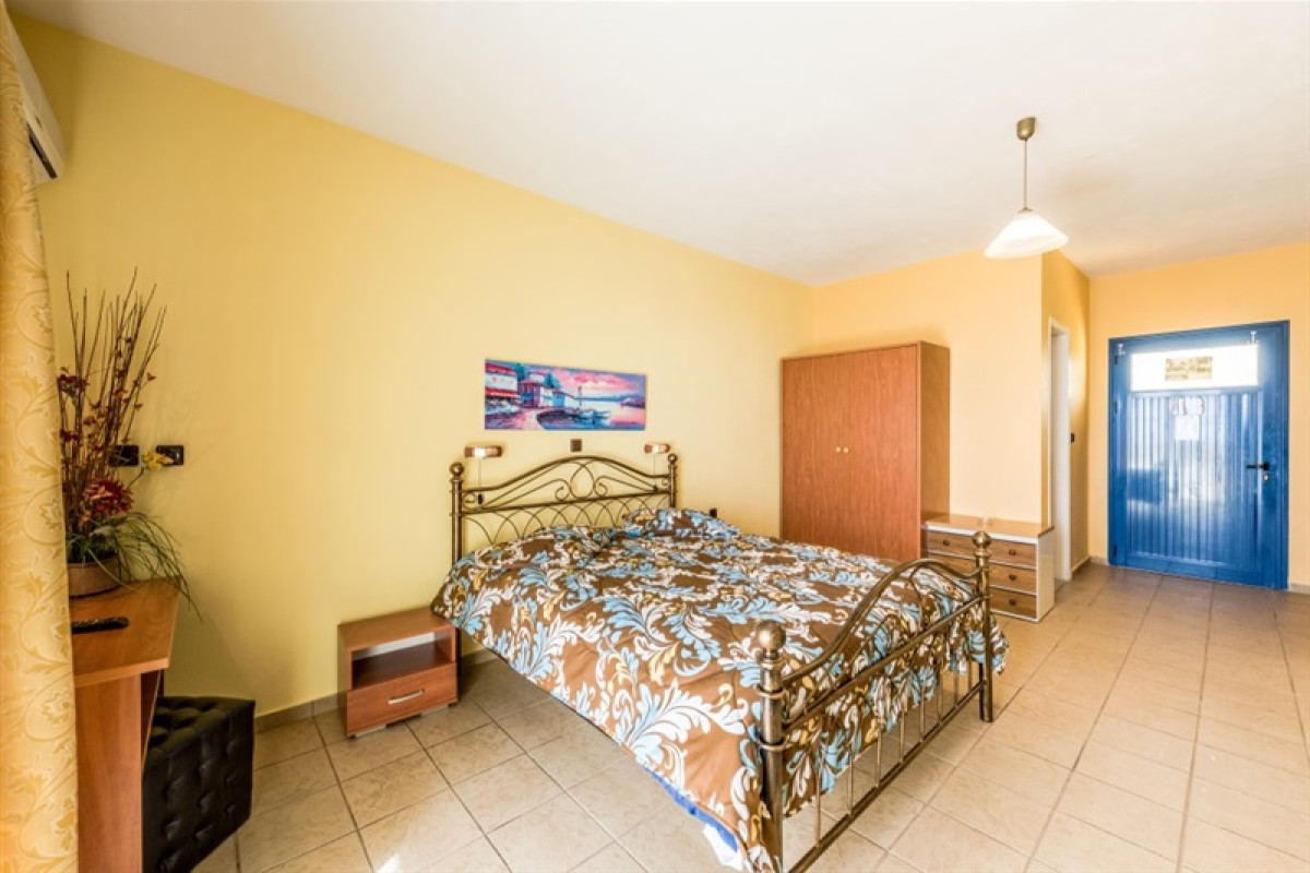 Ammes Hotel & Apartments