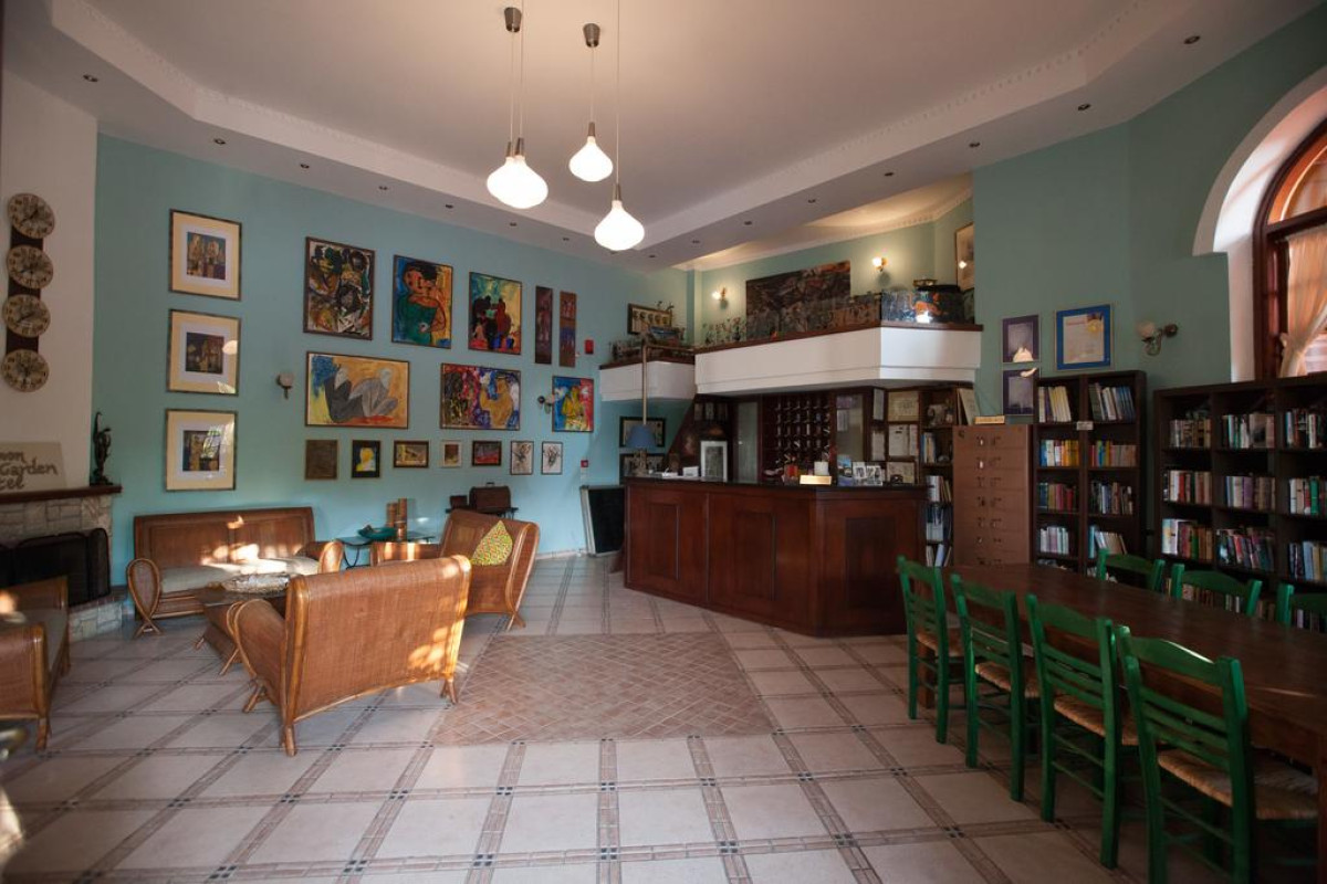 Ammon Garden Hotel