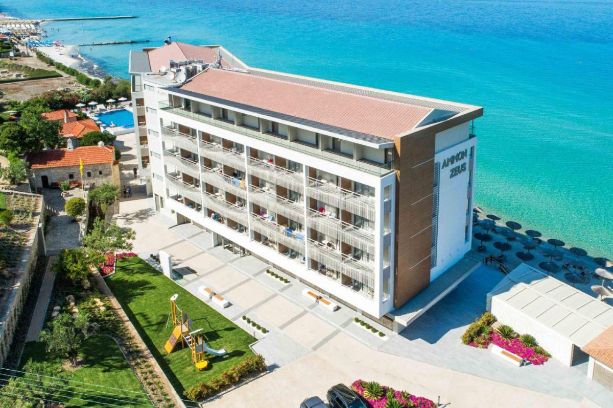 AMMON ZEUS LUXURY BEACH