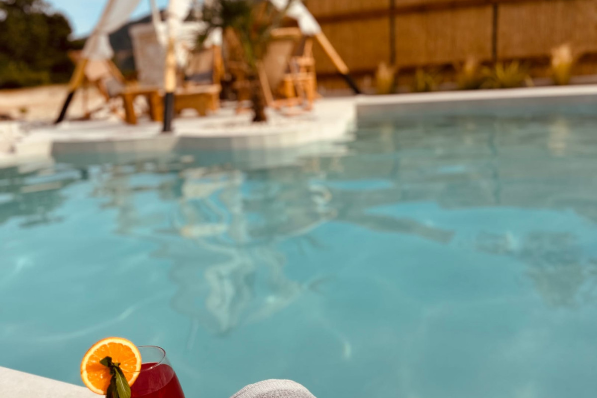 Amo Golden Suites