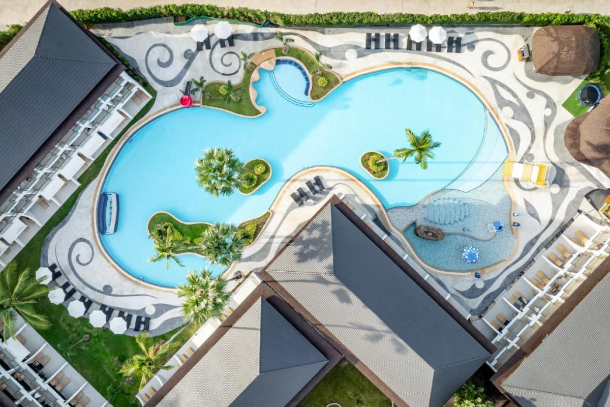 Amora Beach Resort Phuket