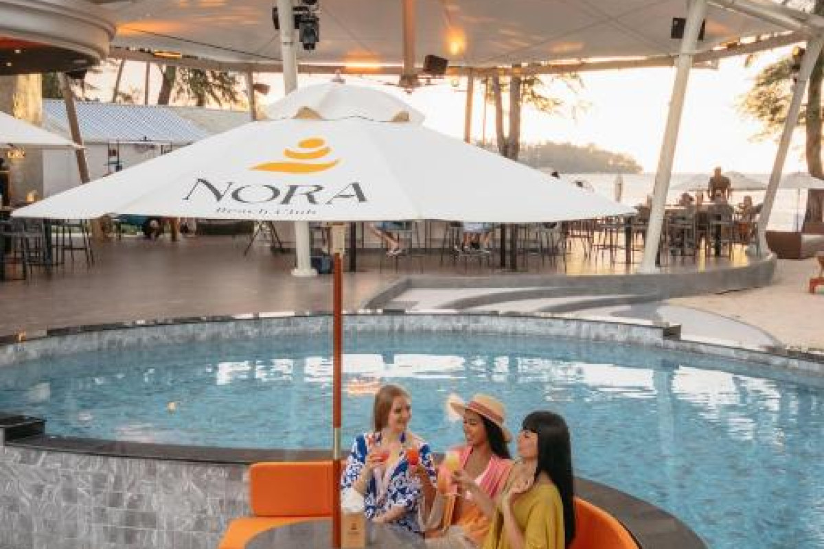 Amora Beach Resort Phuket