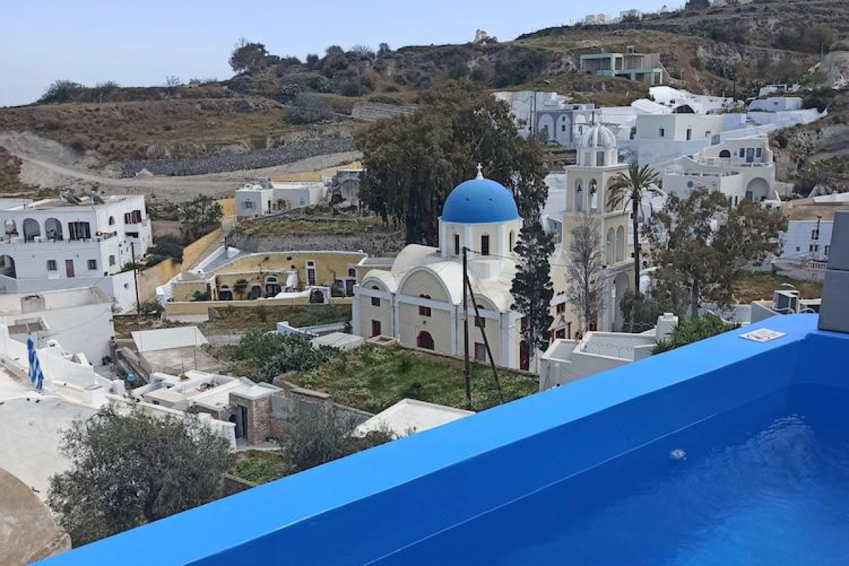 Amphitrite Suites Santorini