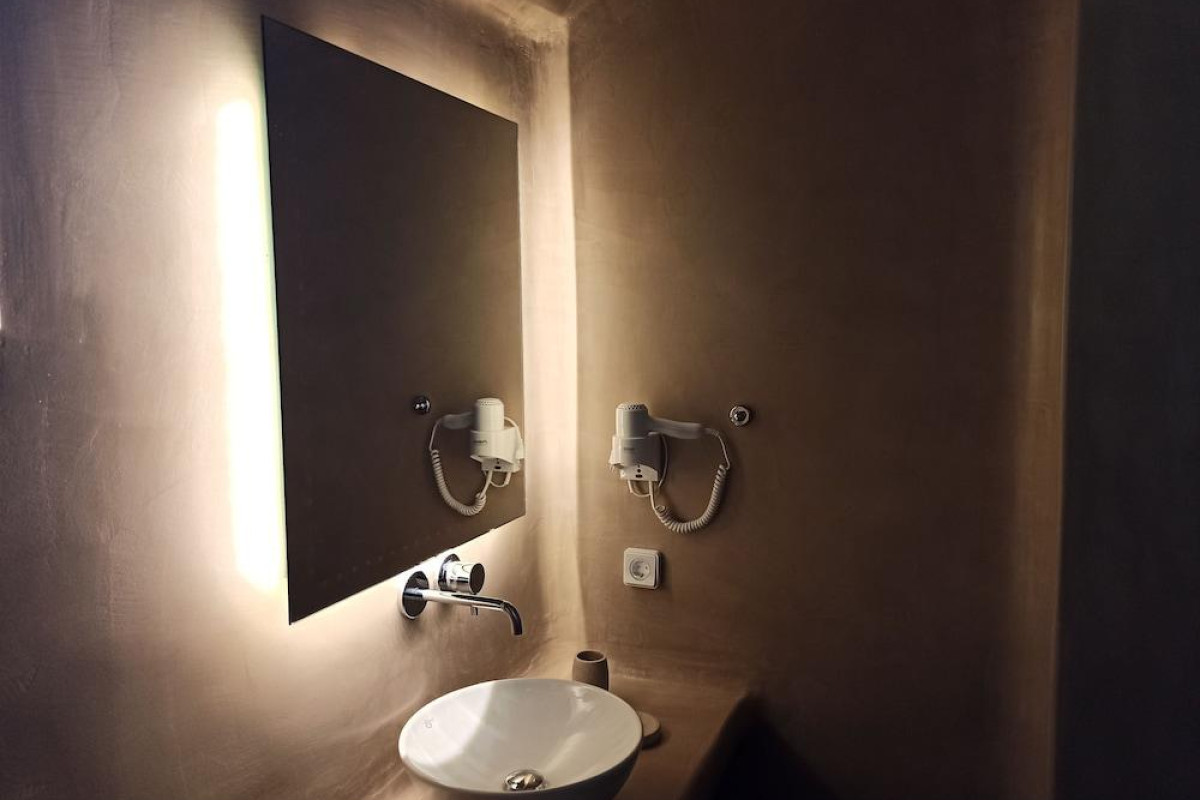 Amphitrite Suites Santorini