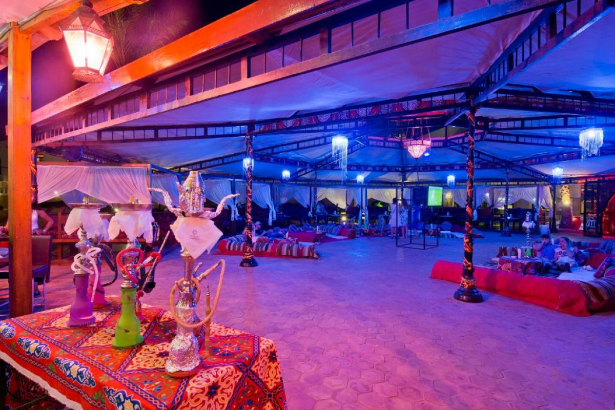 Amphoras Beach Resort