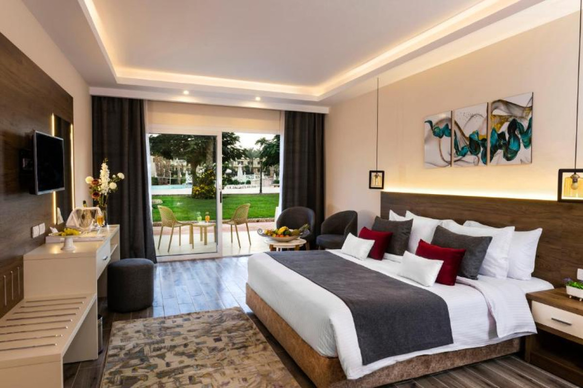 Amwaj Oyoun Resort