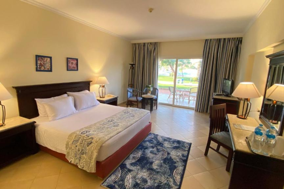 Amwaj Oyoun Resort
