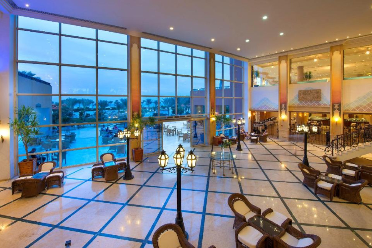 Amwaj Oyoun Resort