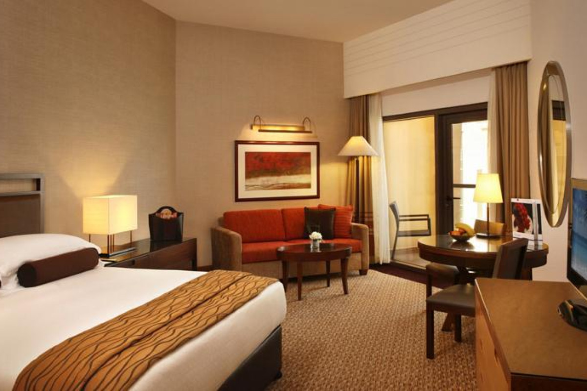 AMWAJ ROTANA JUMEIRAH BEACH