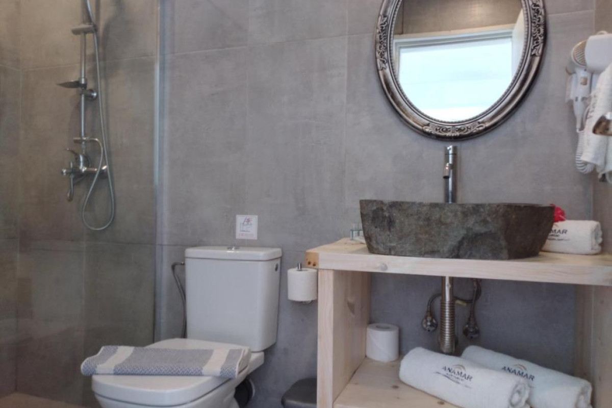 Anamar Santorini Hotel
