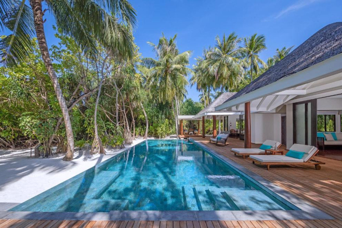 Anantara Kihavah Villas Resort Maldives