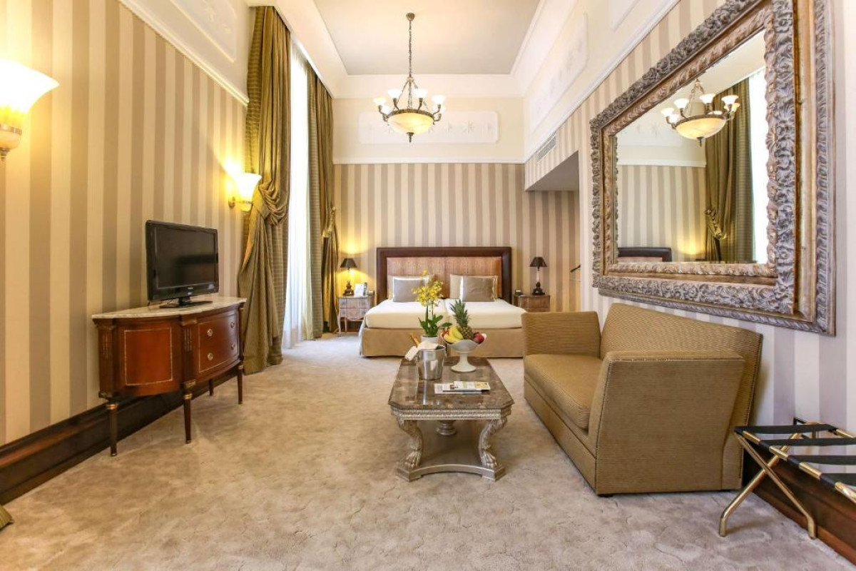 Anantara Palazzo Naiadi Rome Hotel