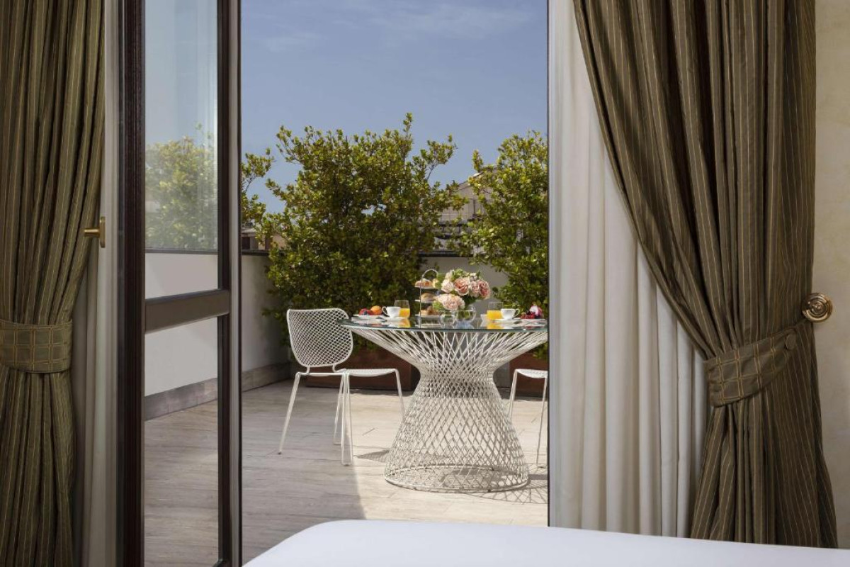 Anantara Palazzo Naiadi Rome Hotel