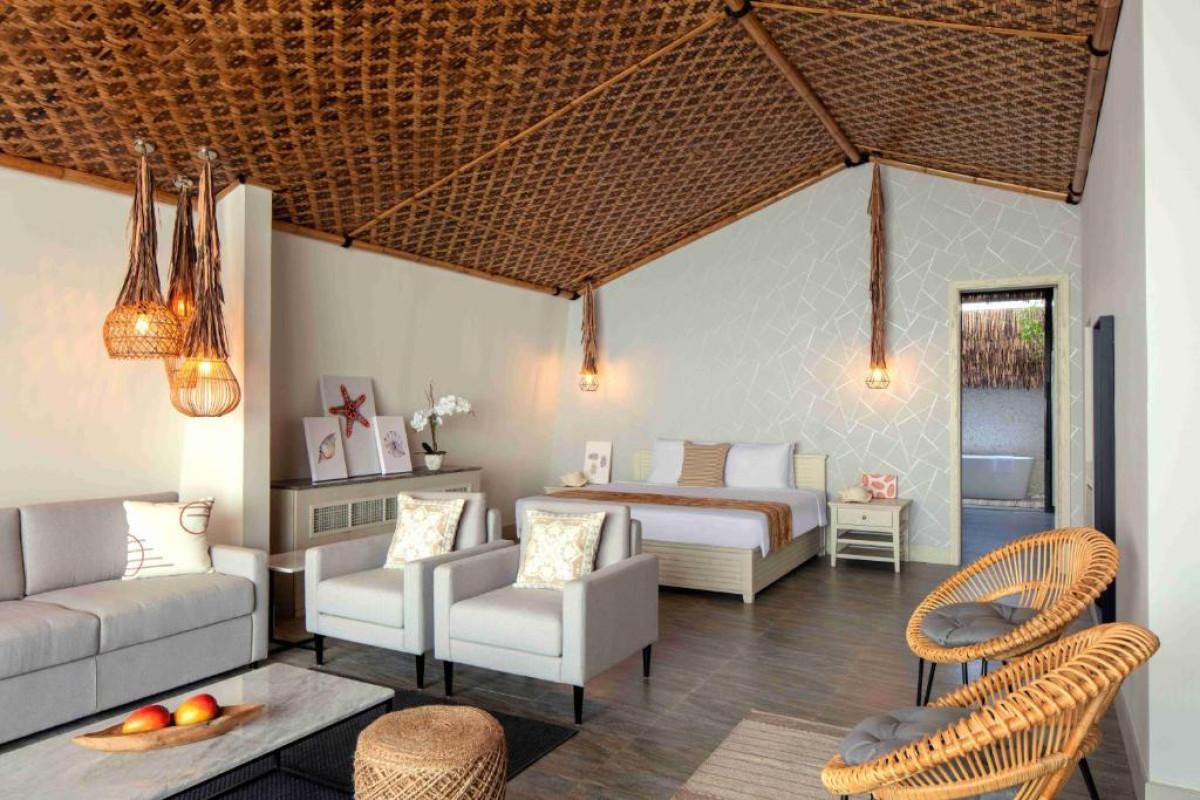 Anantara World Island Dubai Resort