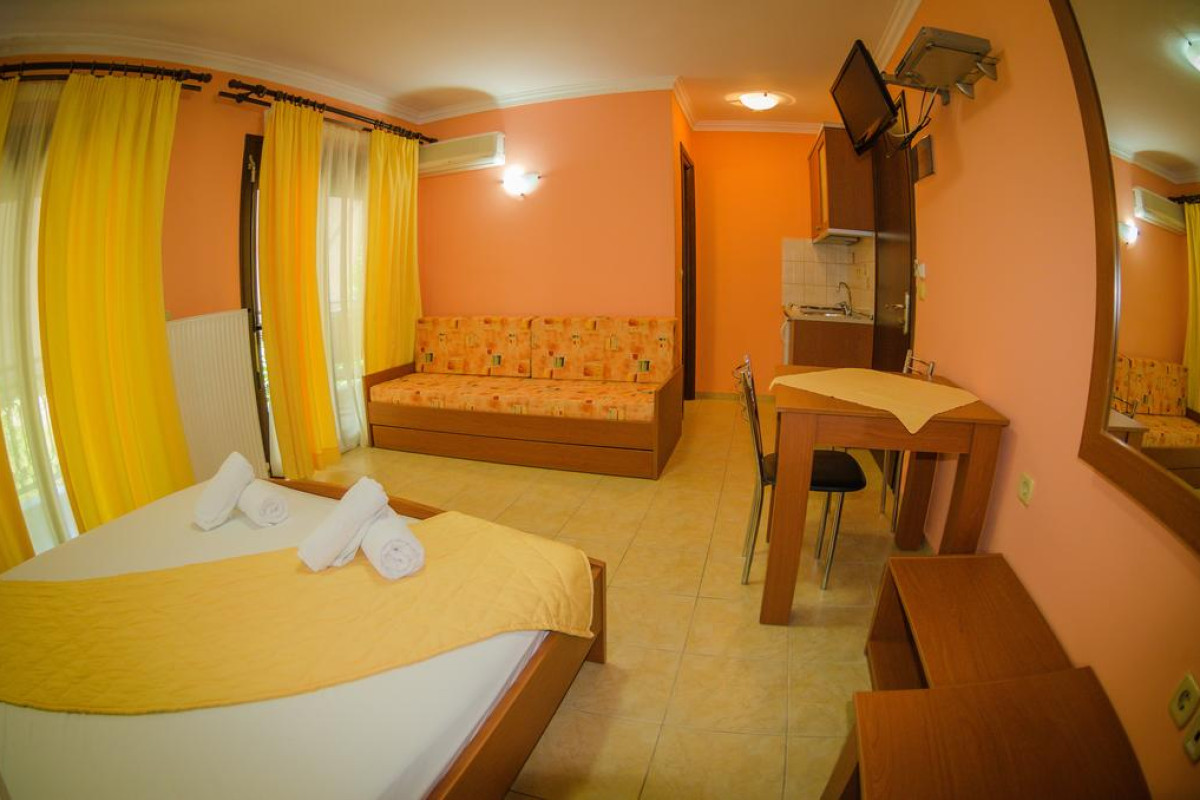Anassa Studios Apartments