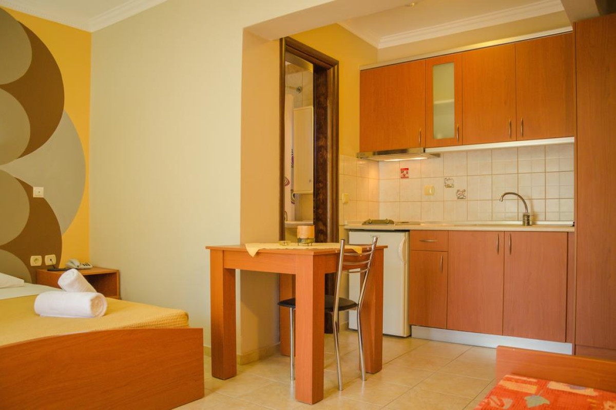 Anassa Studios Apartments