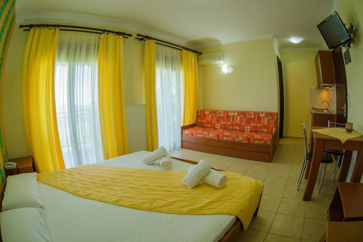 Anassa Studios Apartments