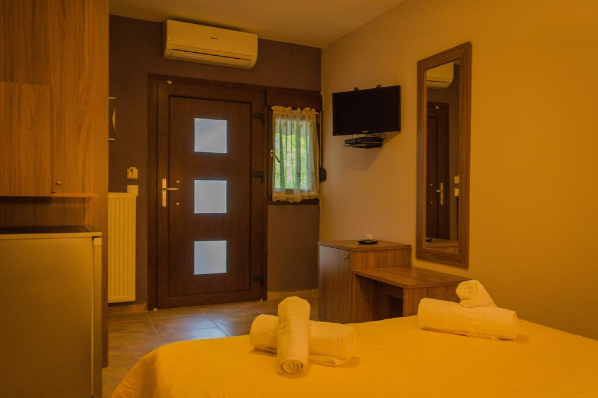 Anassa Studios Apartments