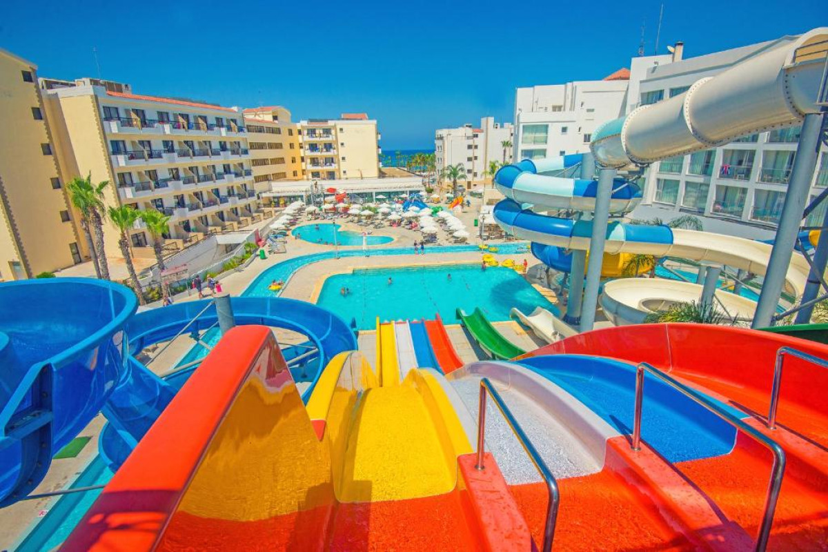 Anastasia Apartments