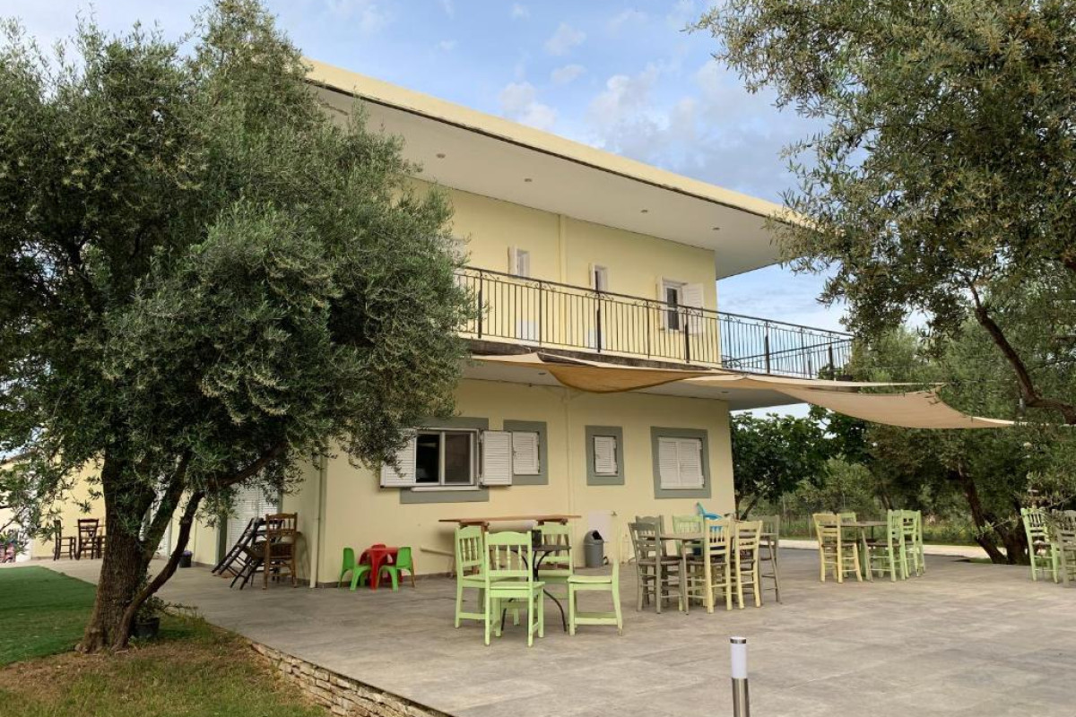 Anastasios Olive Garden Apartments