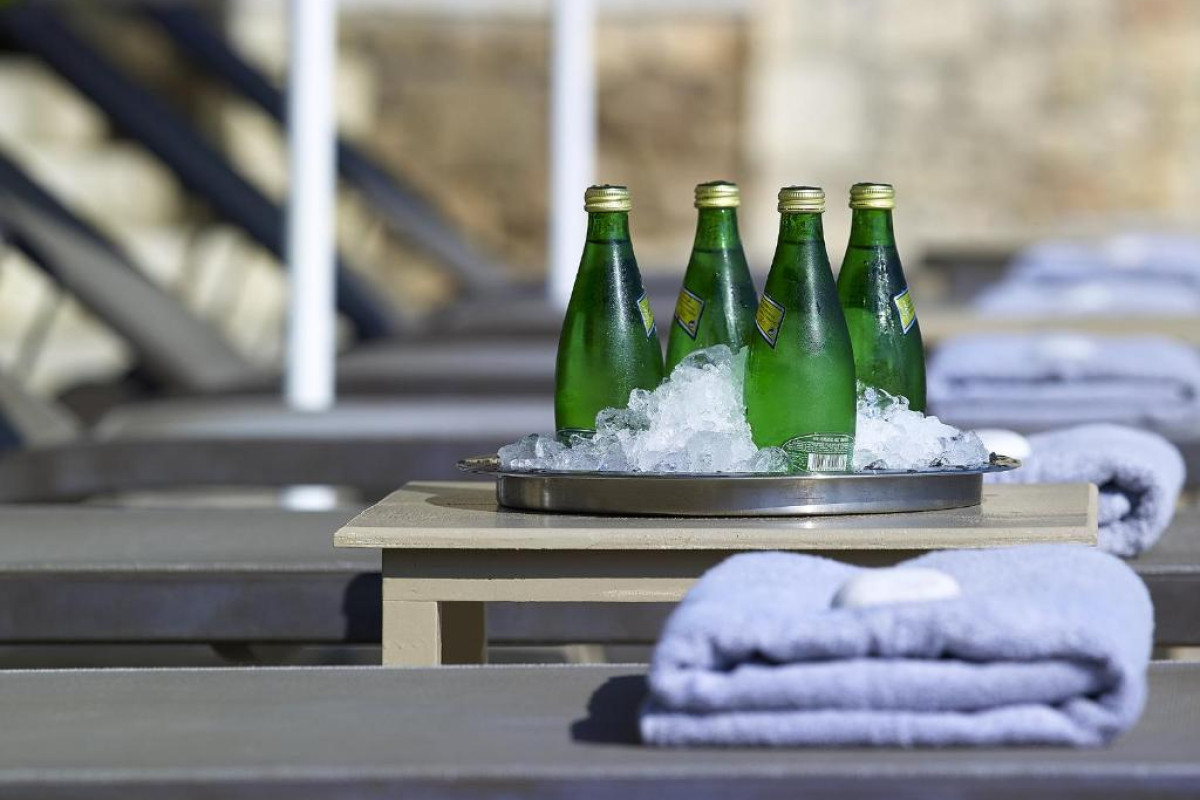 Anaxo Resort