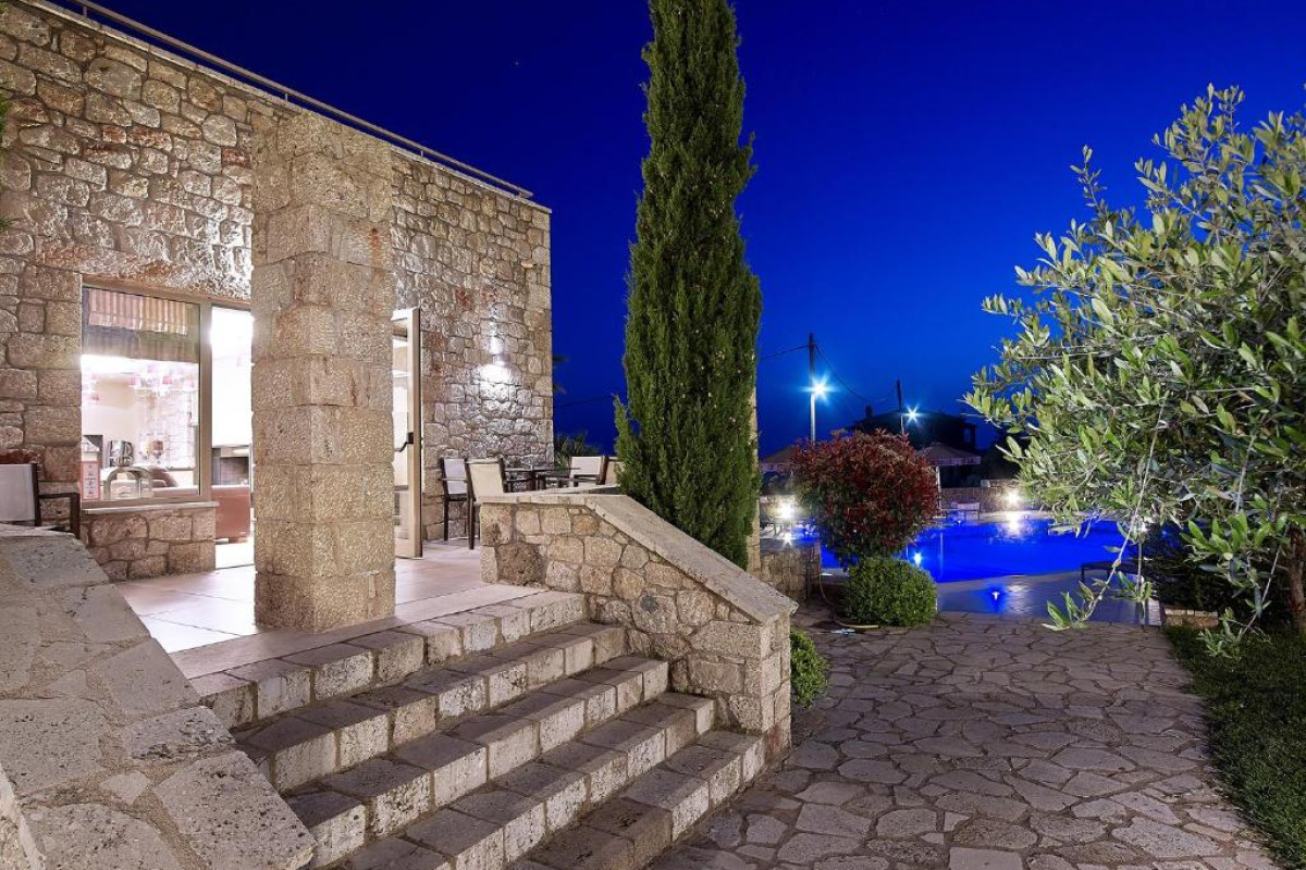 Anaxo Resort
