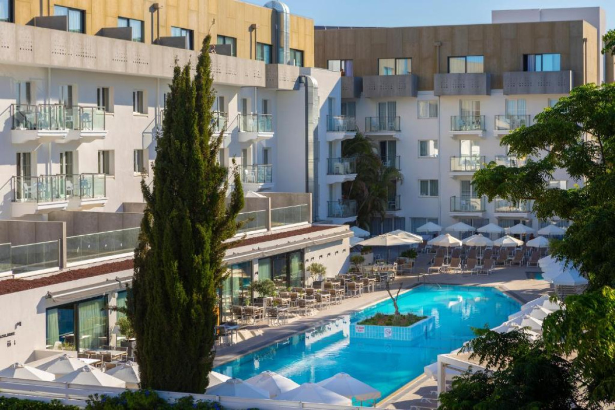 Anemi Hotel & Suites