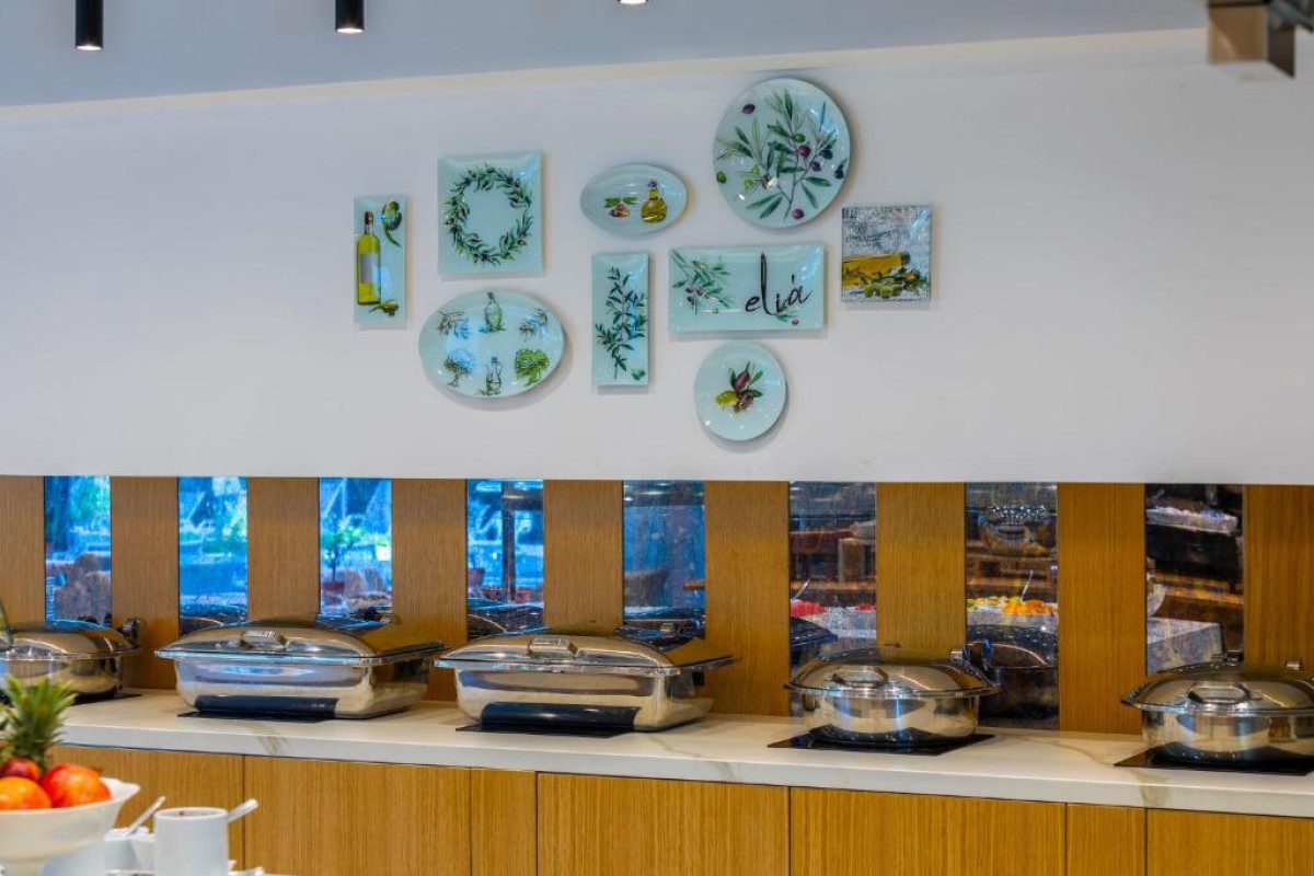Anemi Hotel & Suites