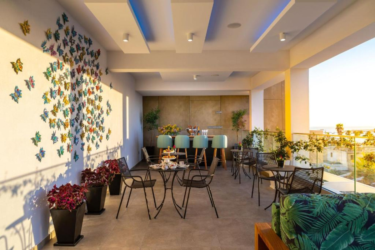 Anemi Hotel & Suites