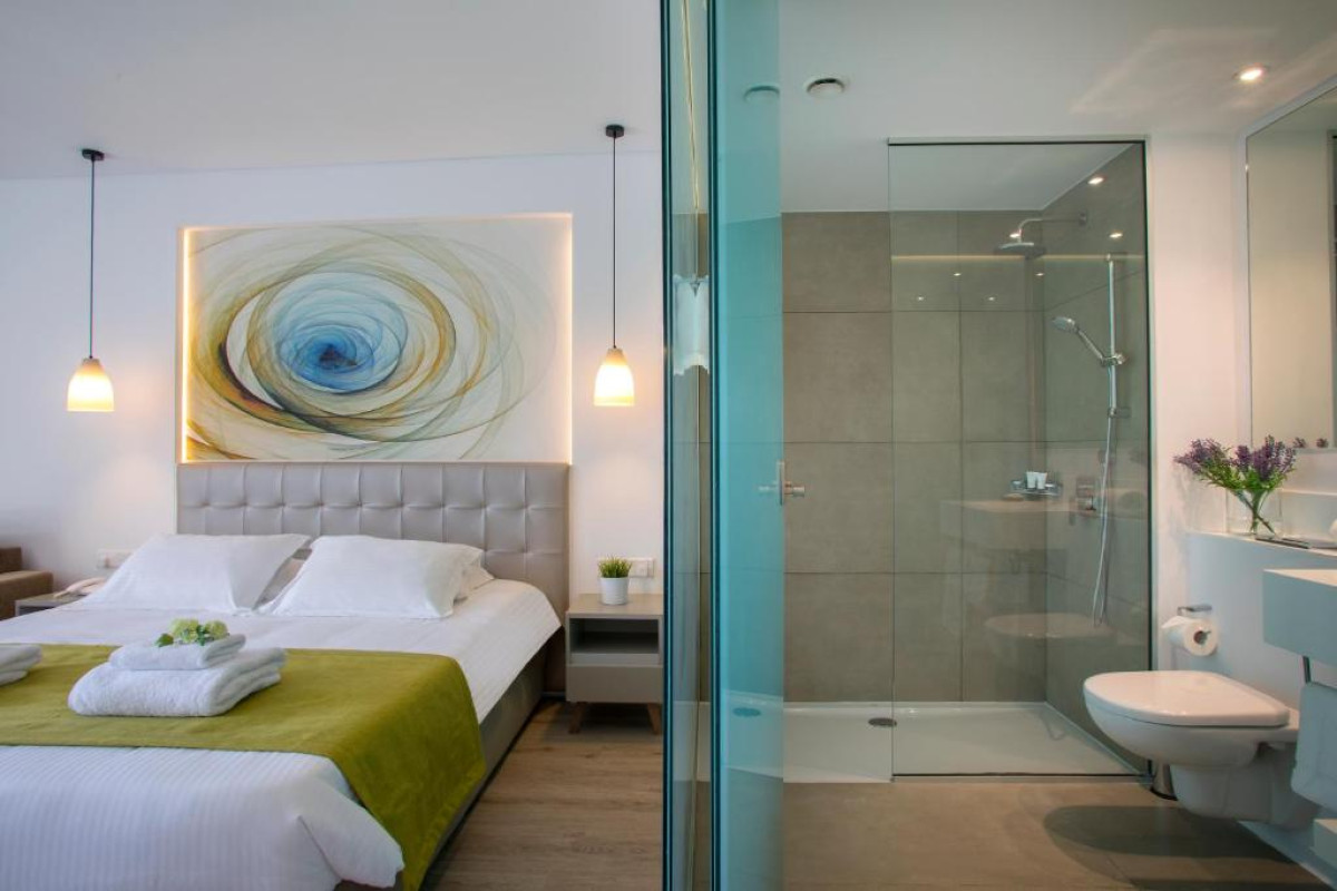 Anemi Hotel & Suites