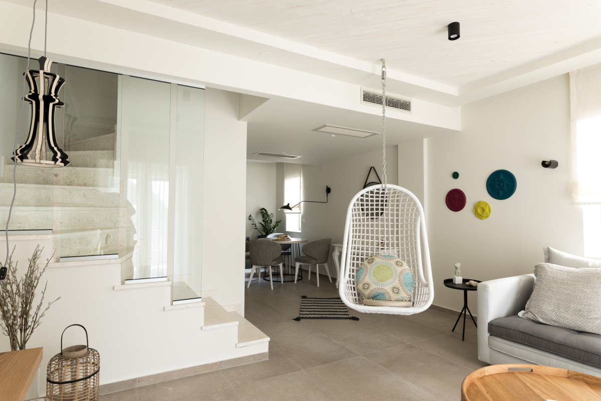 Anemolia Hotel Stylish Suites - Sarakiniko Beach