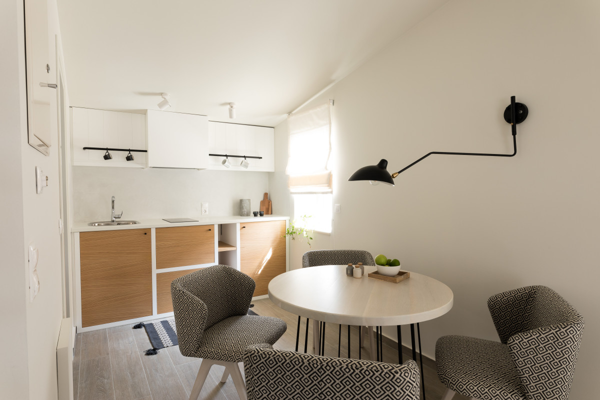 Anemolia Hotel Stylish Suites - Sarakiniko Beach