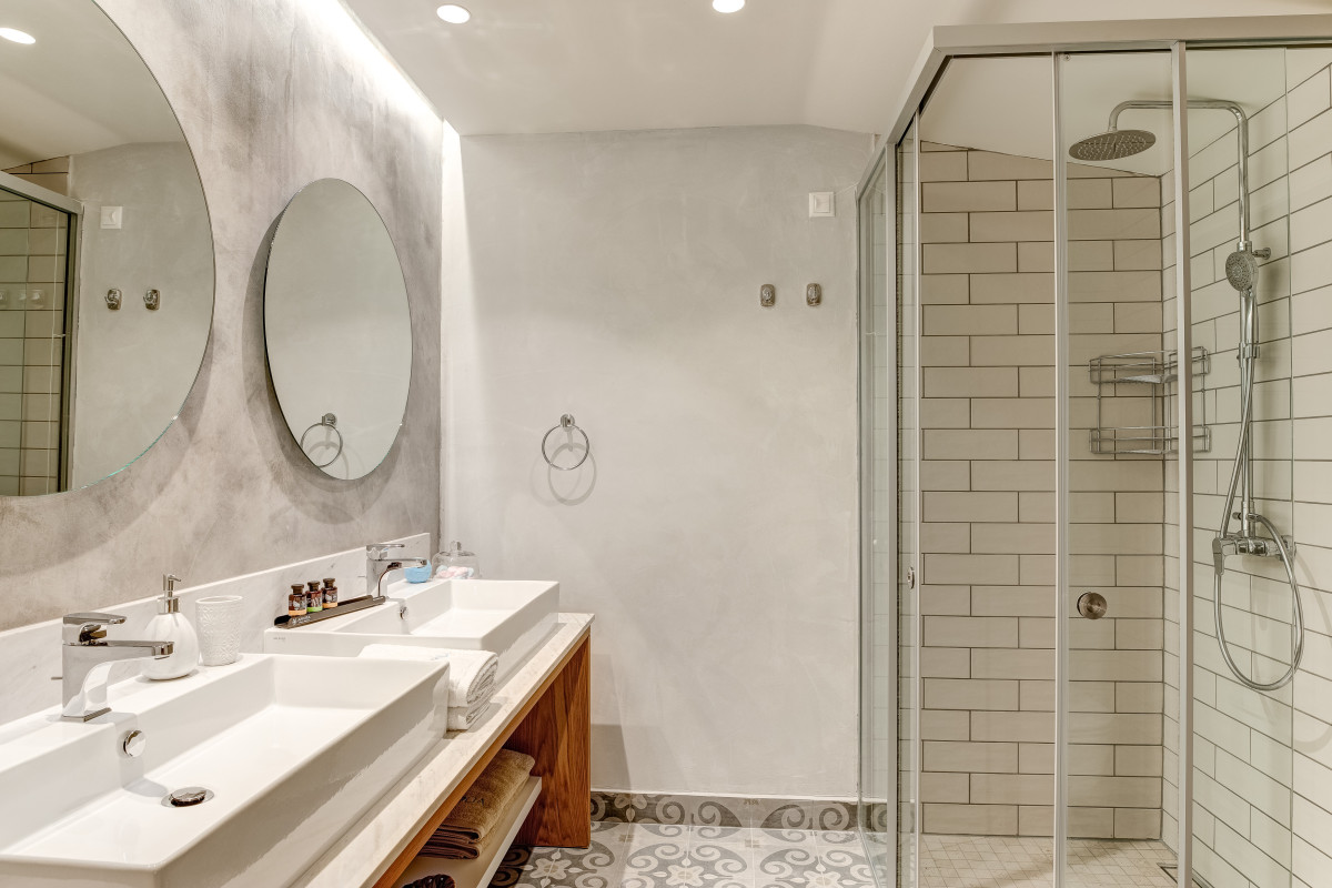 Anemolia Hotel Stylish Suites - Sarakiniko Beach