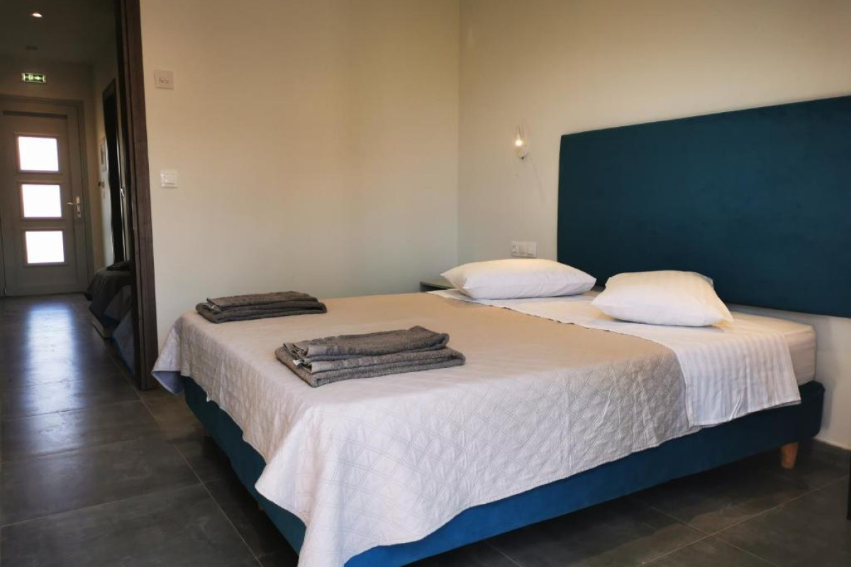 Anemona Beach Studios and Apartments