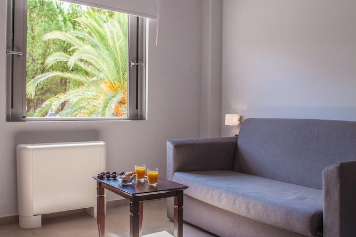 Anemos Rooms & Apartments