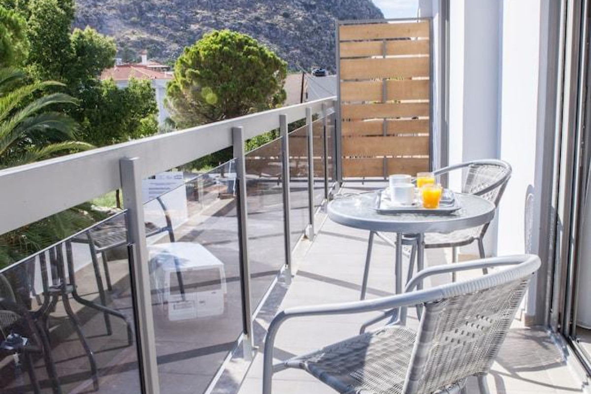 Anemos Rooms & Apartments