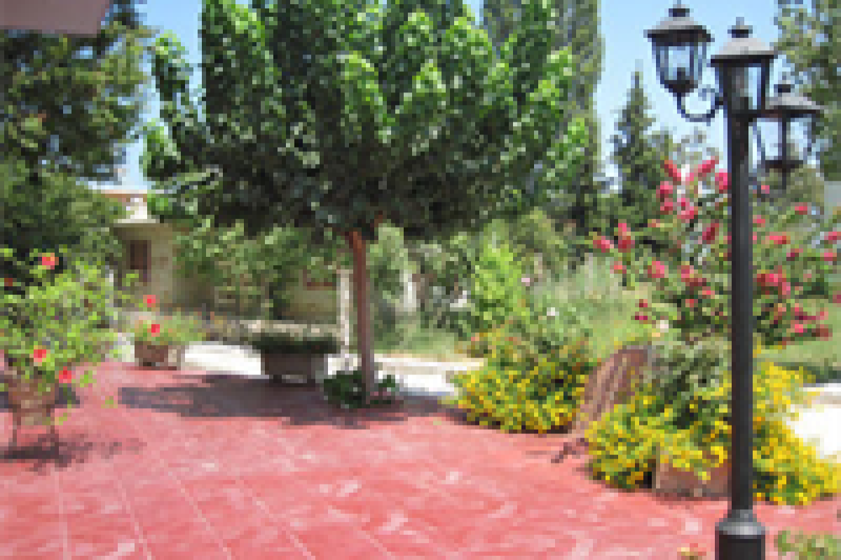 ANEMOS STUDIOS AND APARTMENTS