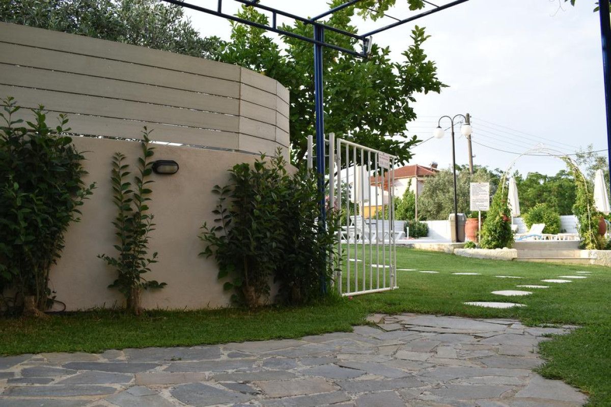 Anesis Village