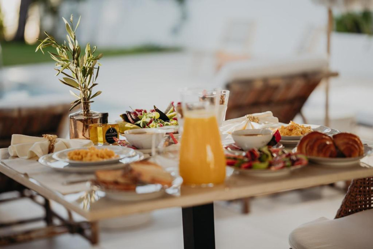 Anfitrion Villas & Suites