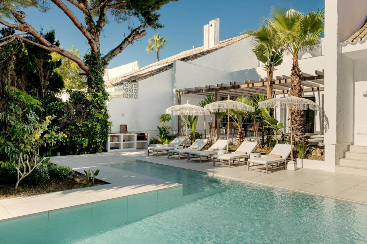 Anfitrion Villas & Suites